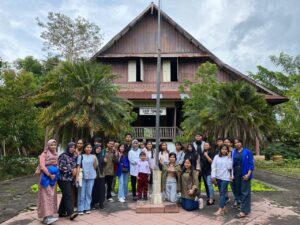 Eksplorasi Cultural Landscape di Tondano dalam Kuliah Lapangan Geografi Sosial Budaya Geografi Unima